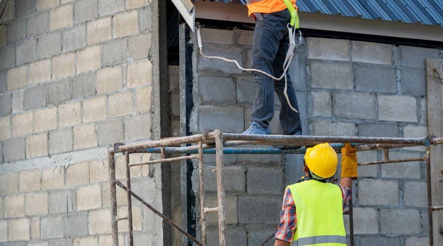 Expert Emergency Roof Repairs services in Stephenson, MI
